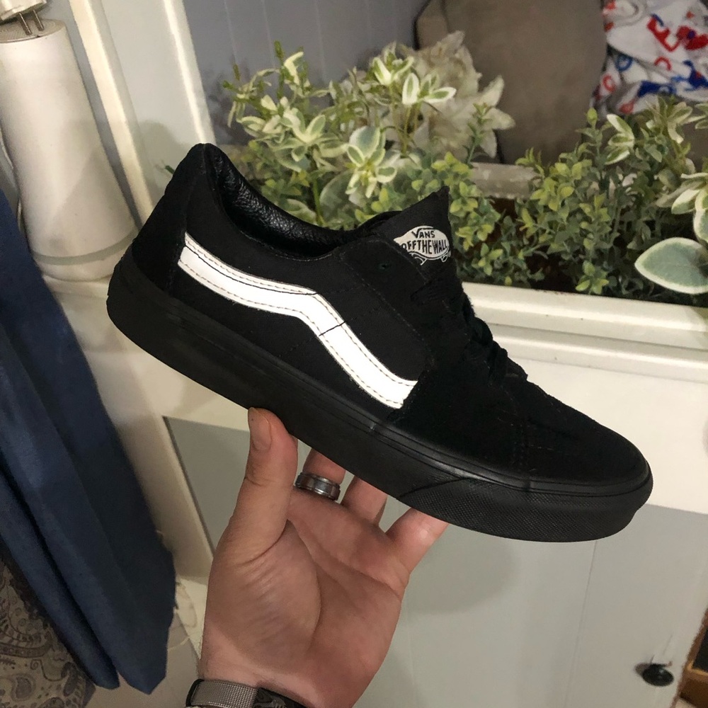 Women’s Vans SK8 Low Black White size 7